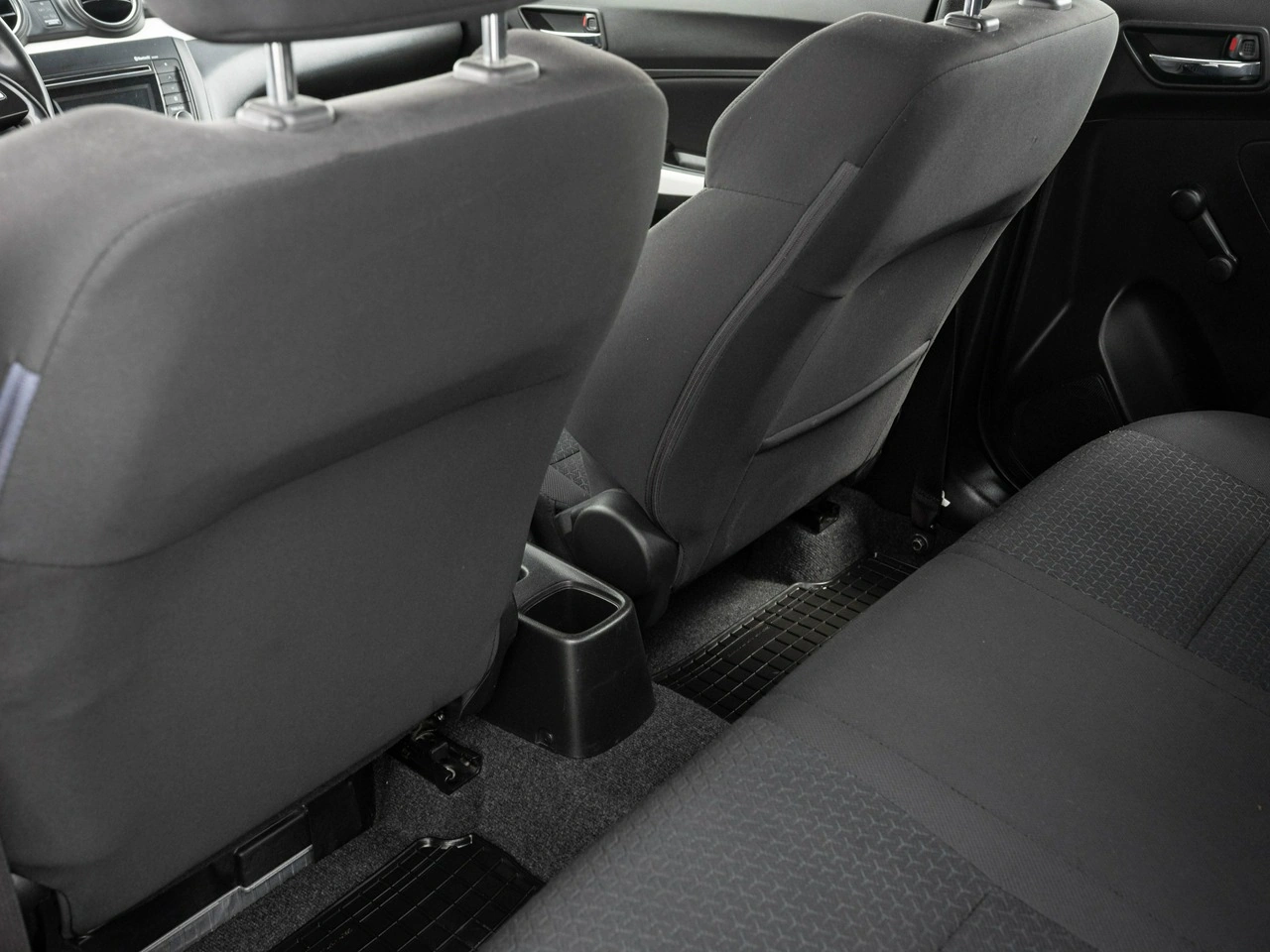 Suzuki Swift - Zdjęcie 18