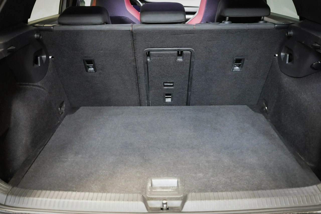 Volkswagen Golf - Zdjęcie 12