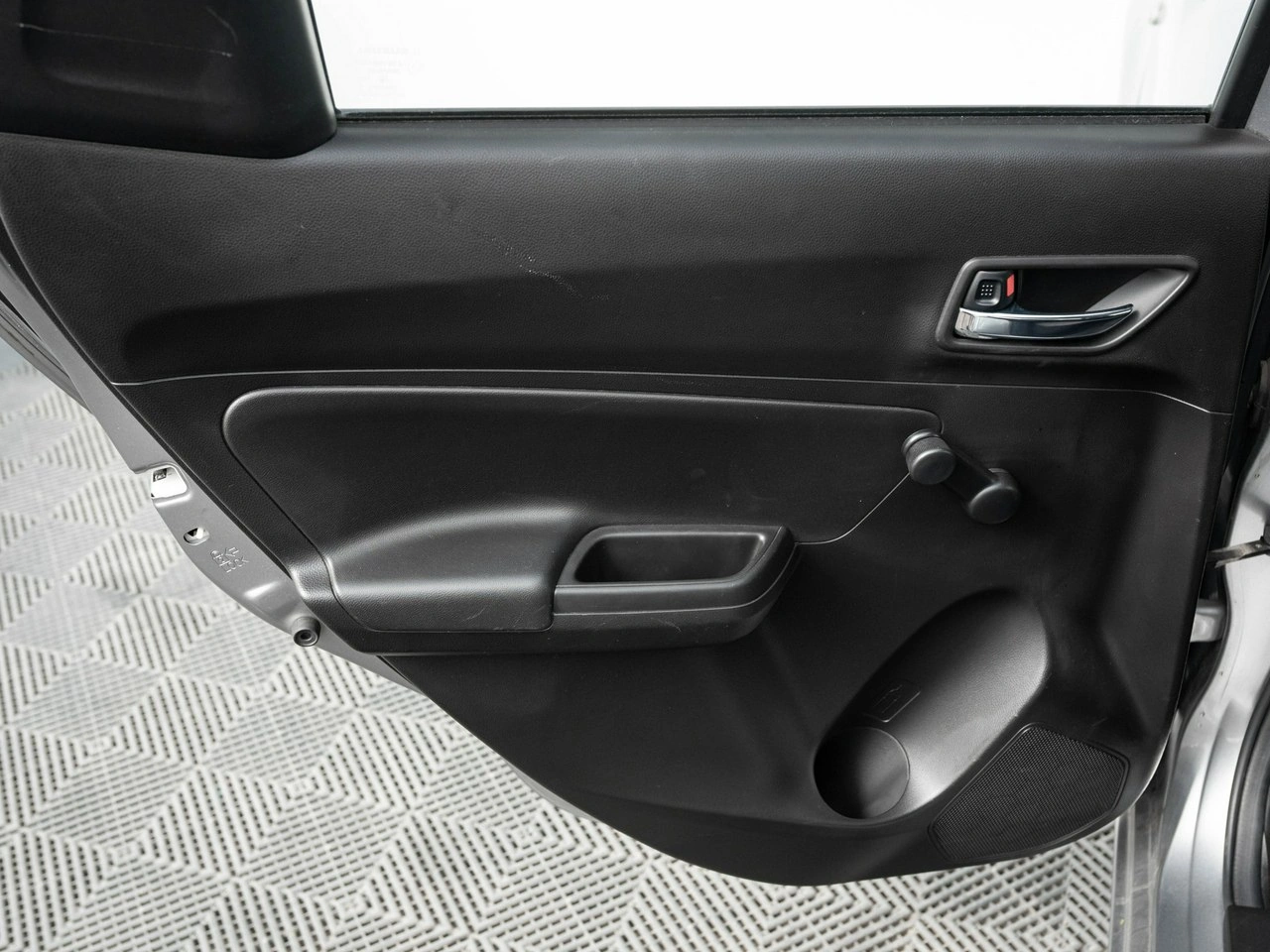 Suzuki Swift - Zdjęcie 17