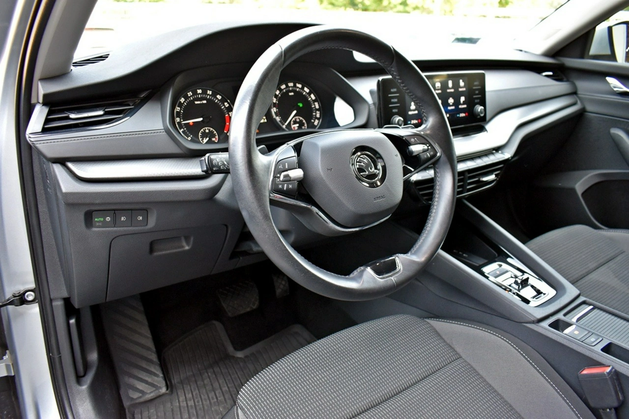 Skoda Octavia - Zdjęcie 9