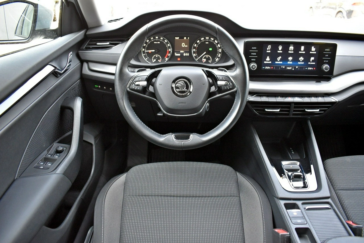 Skoda Octavia - Zdjęcie 13