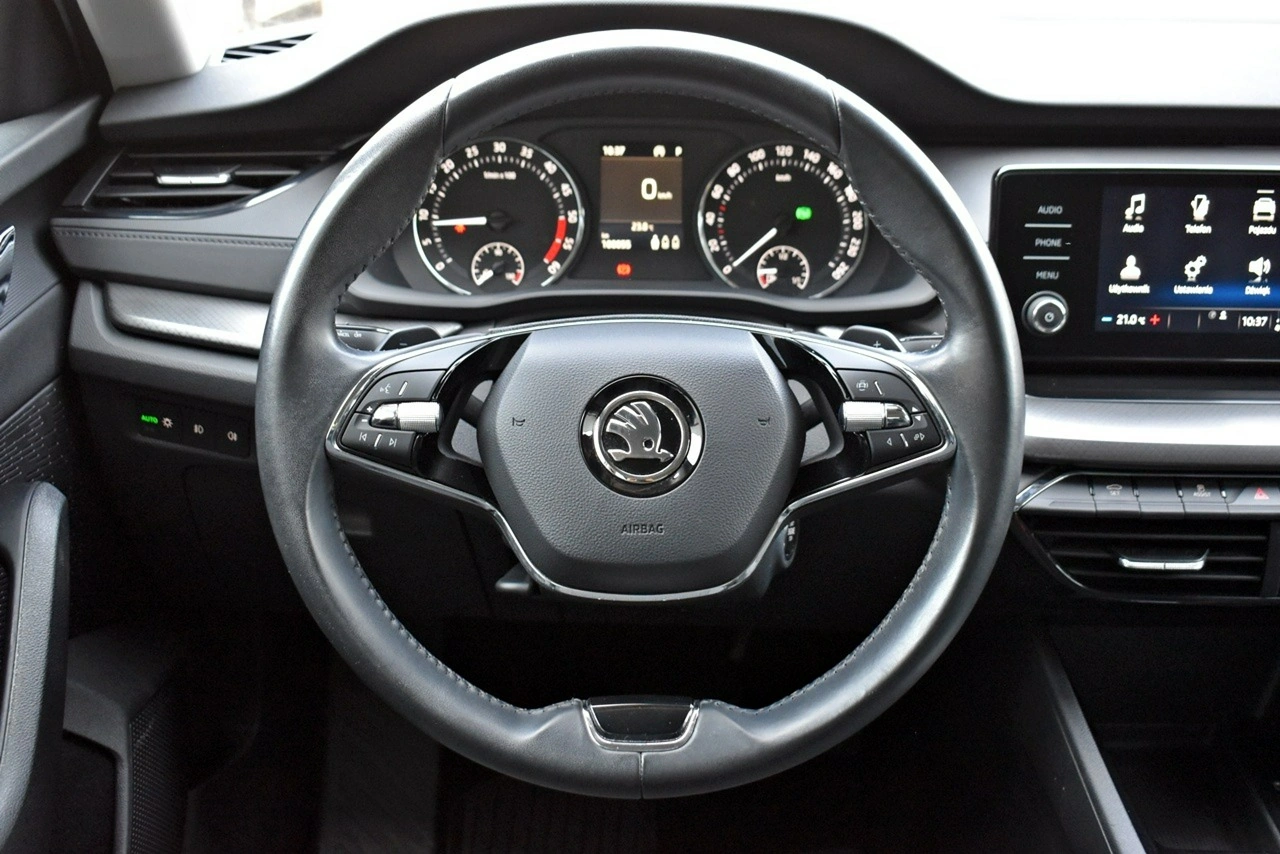 Skoda Octavia - Zdjęcie 14