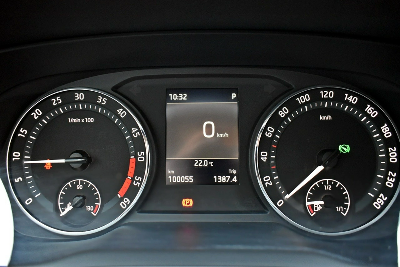 Skoda Octavia - Zdjęcie 15