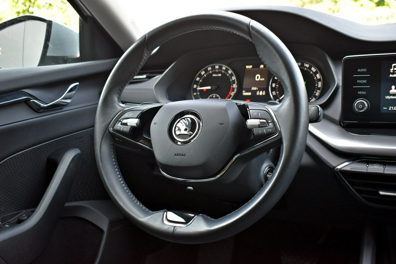 Skoda Octavia - Zdjęcie 17
