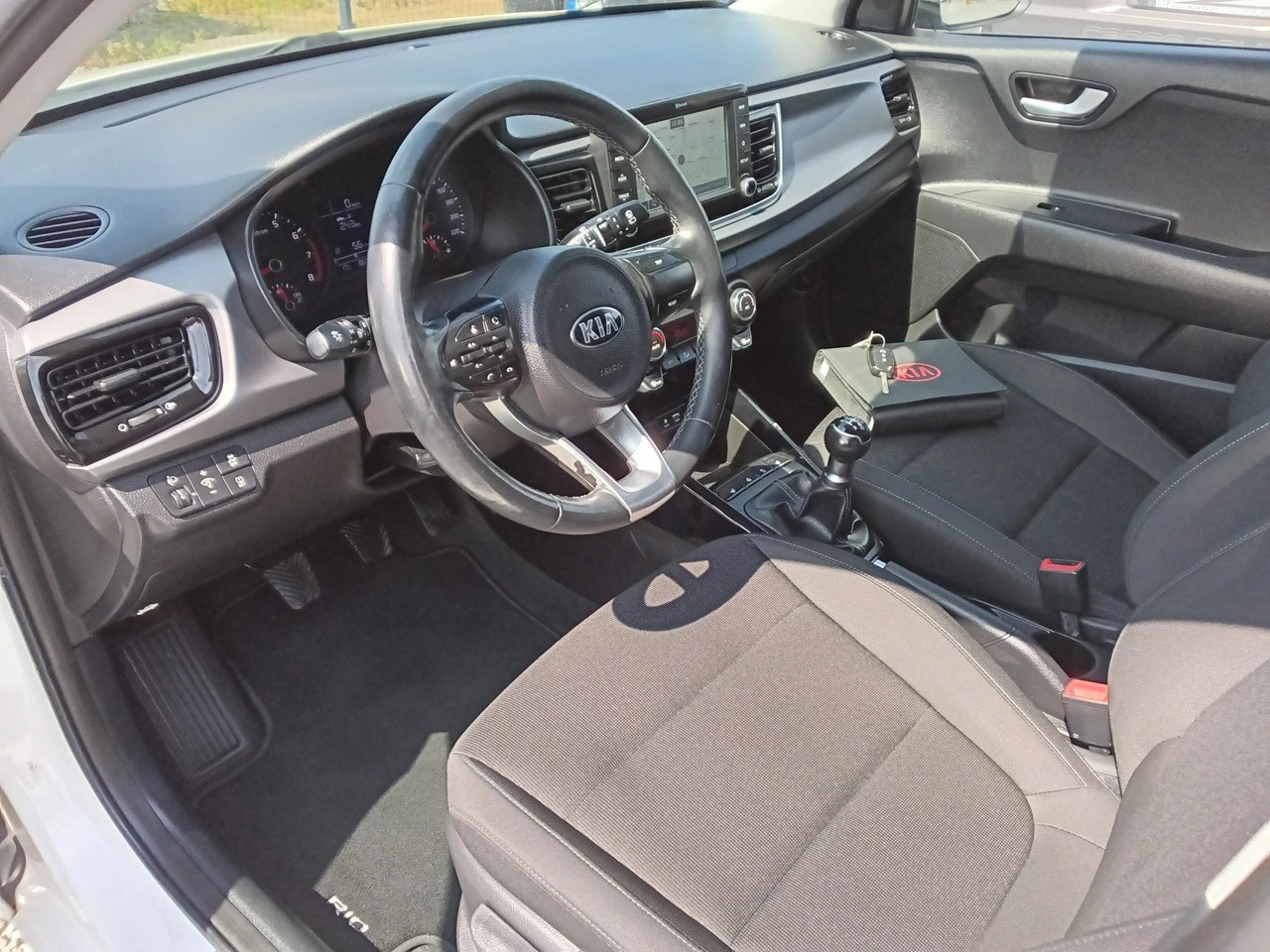 Kia Rio - Zdjęcie 8