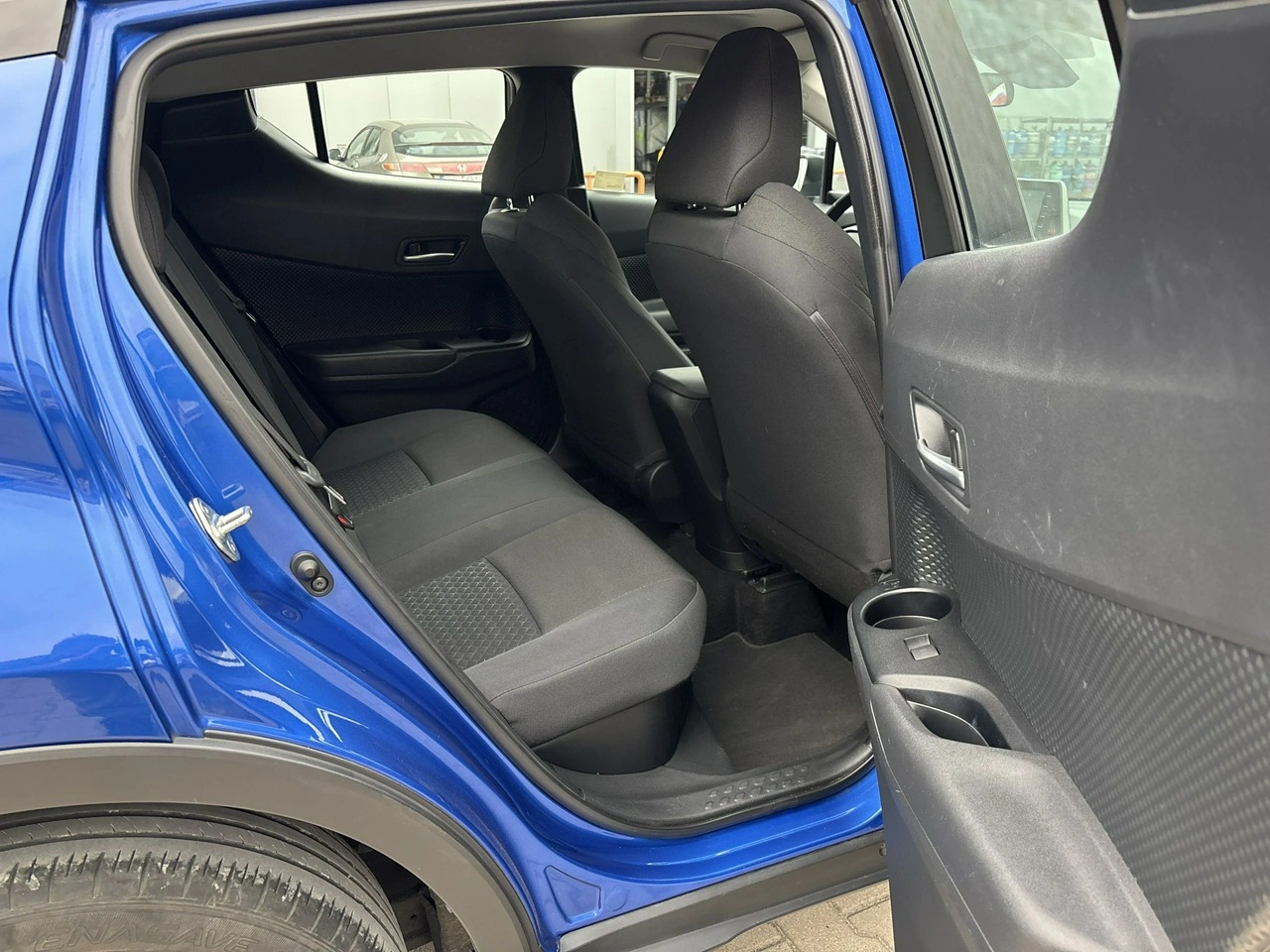 Toyota C-HR - Zdjęcie 14