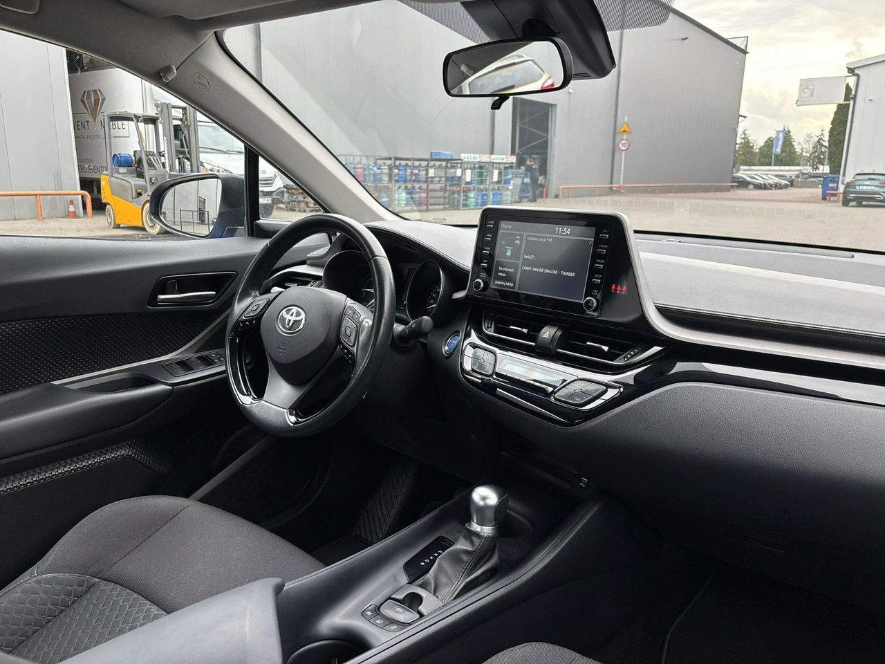 Toyota C-HR - Zdjęcie 16