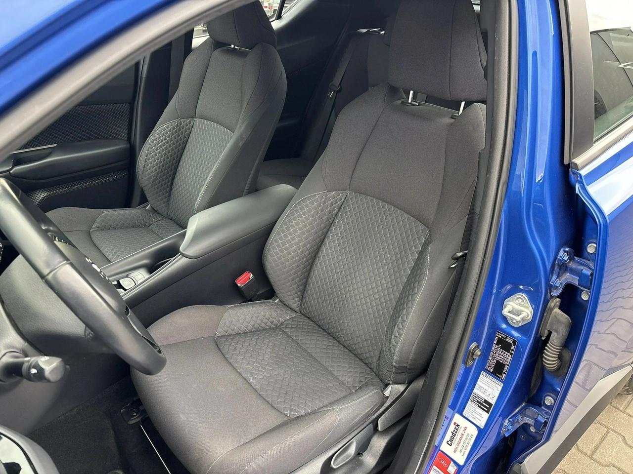Toyota C-HR - Zdjęcie 21