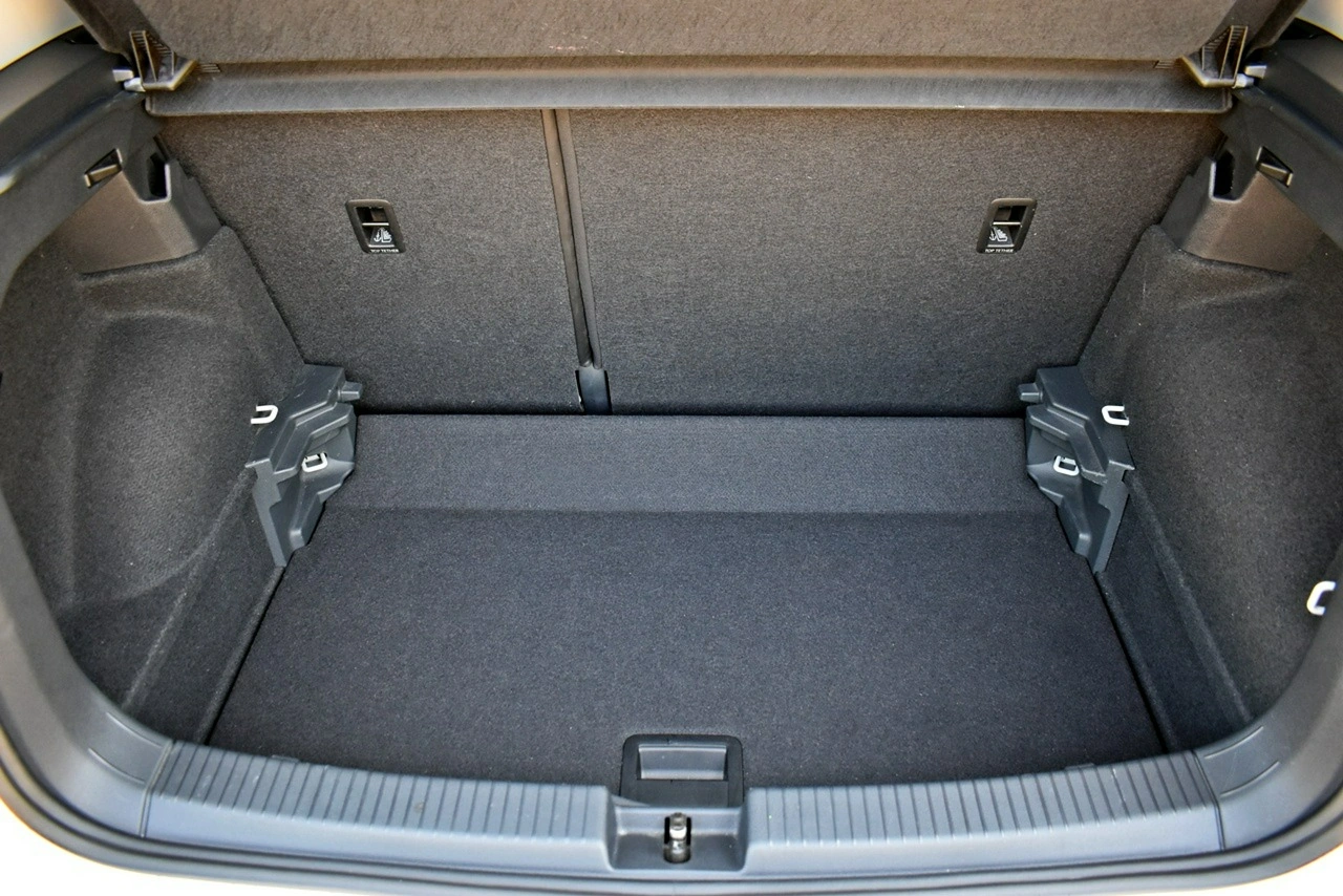 Volkswagen T-Cross - Zdjęcie 23