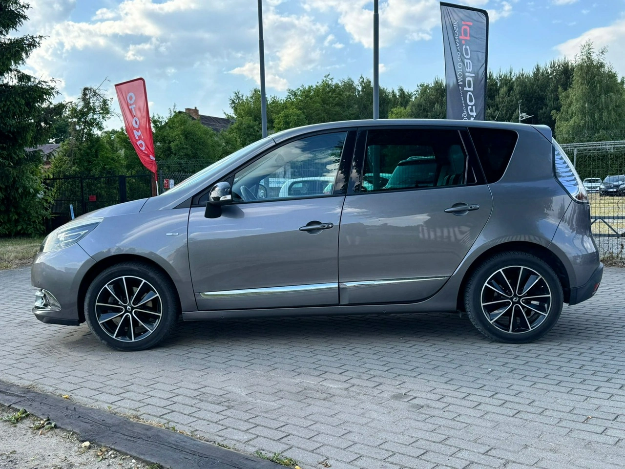 Renault Scenic - Zdjęcie 9