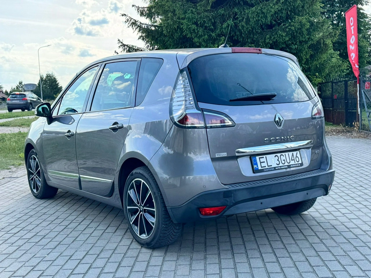 Renault Scenic - Zdjęcie 10