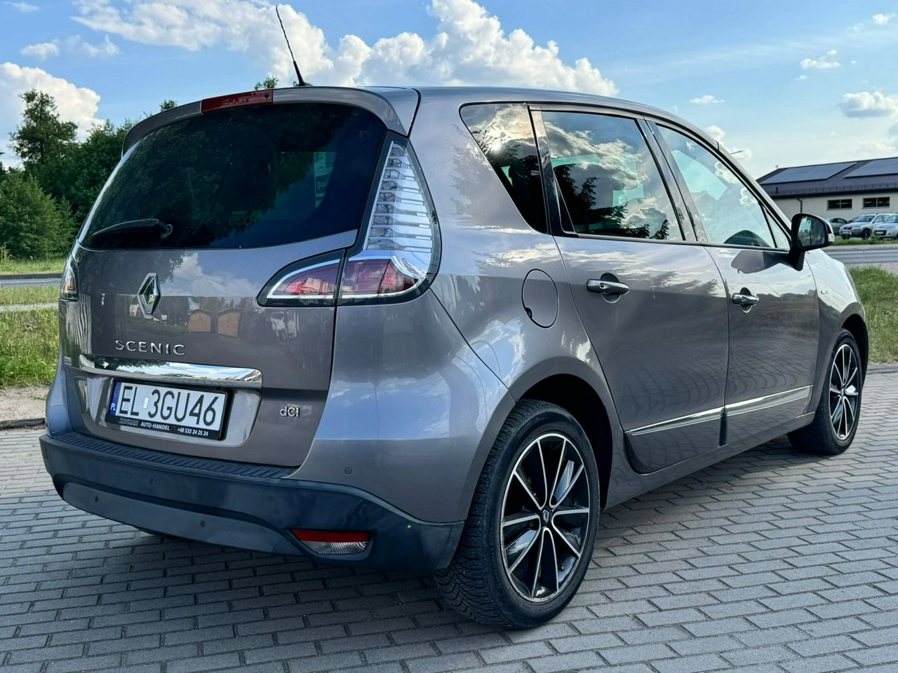 Renault Scenic - Zdjęcie 12