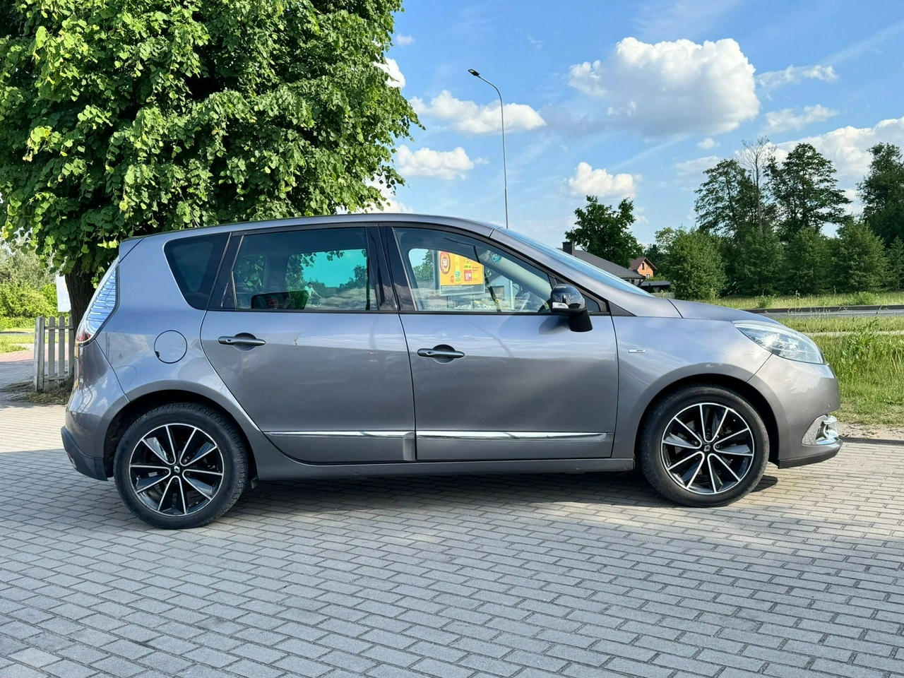 Renault Scenic - Zdjęcie 13