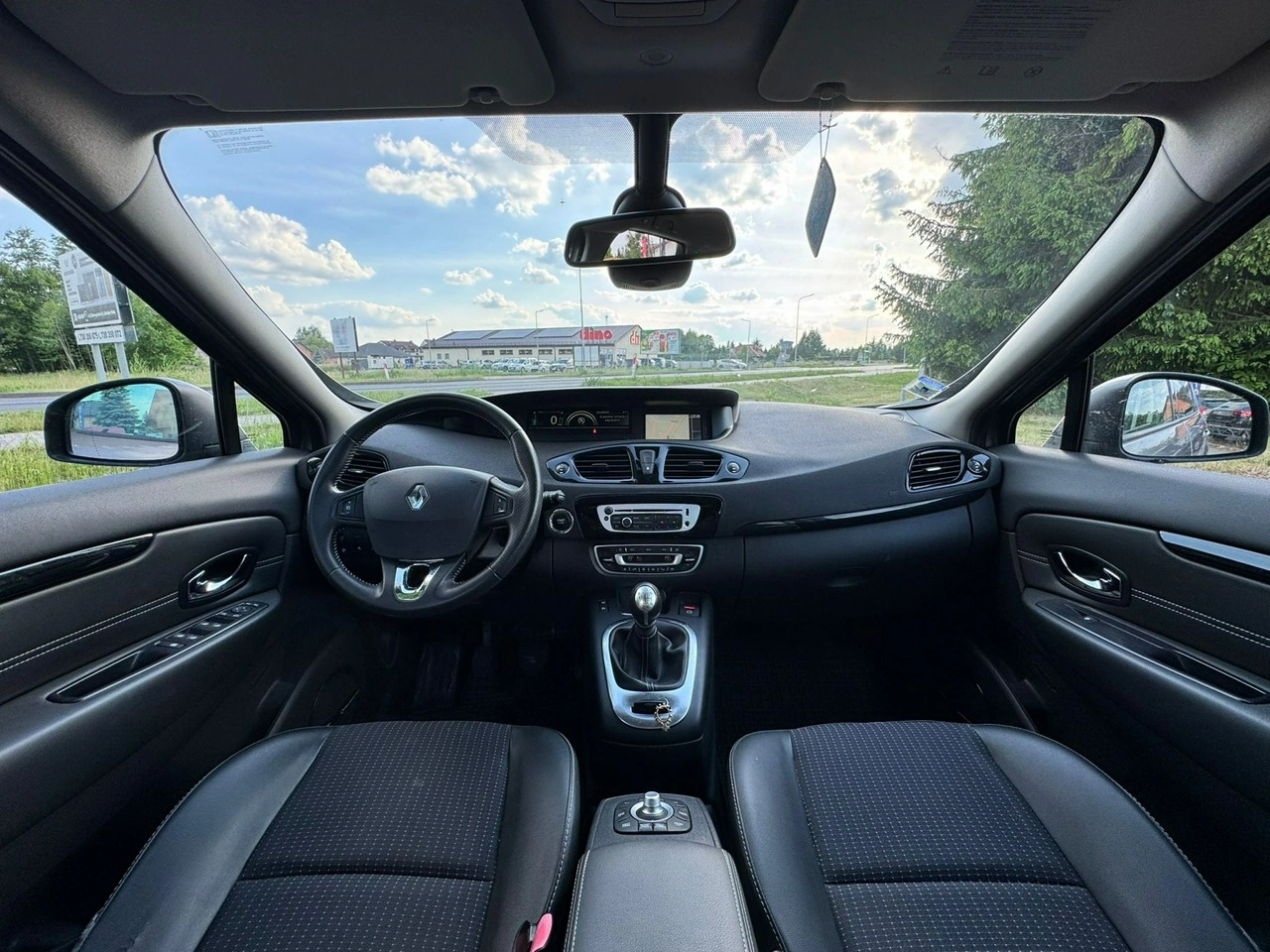 Renault Scenic - Zdjęcie 16