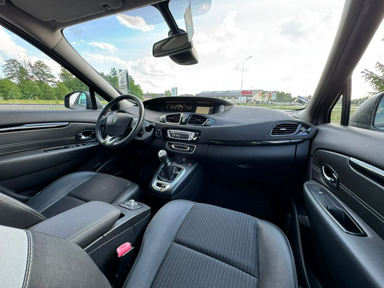 Renault Scenic - Zdjęcie 21