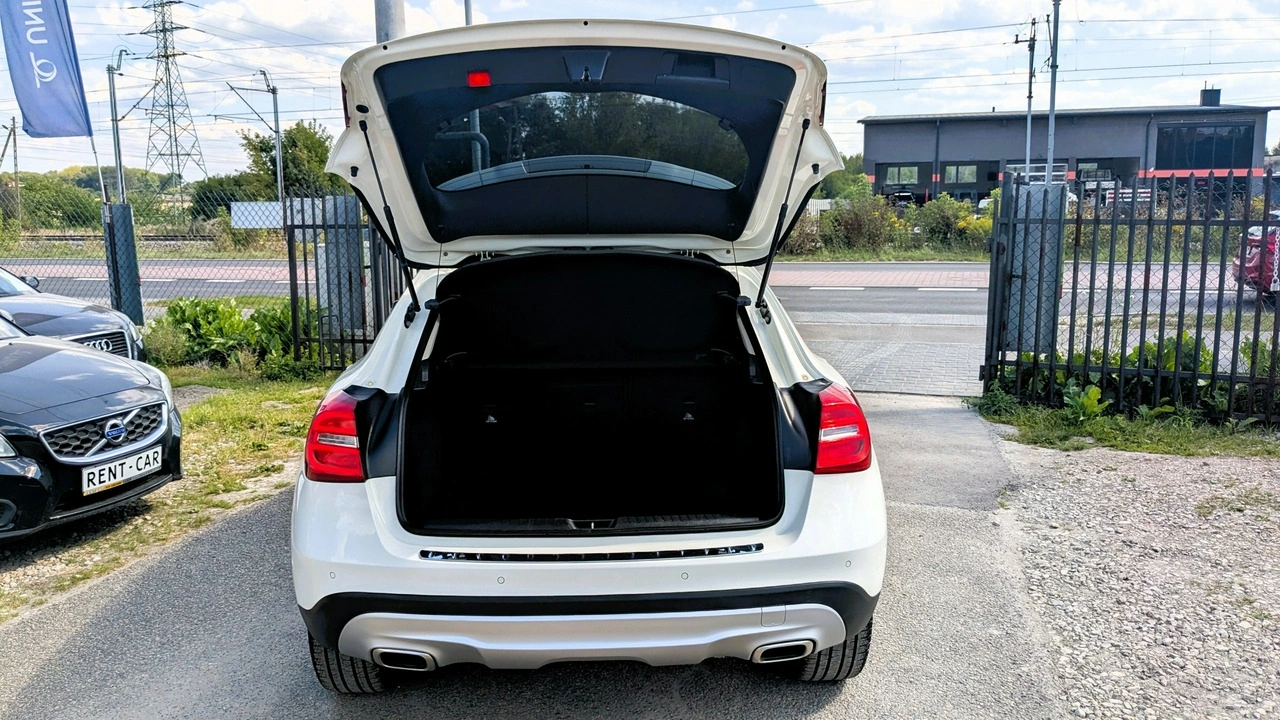 Mercedes GLA 200 - Zdjęcie 38