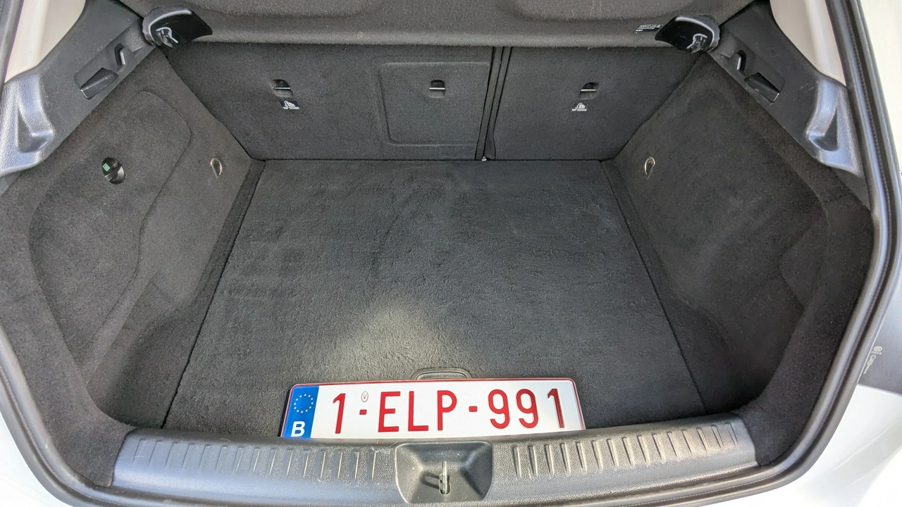 Mercedes GLA 200 - Zdjęcie 39