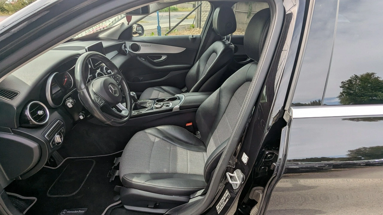 Mercedes C 180 - Zdjęcie 14