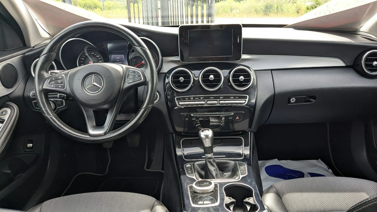 Mercedes C 180 - Zdjęcie 25
