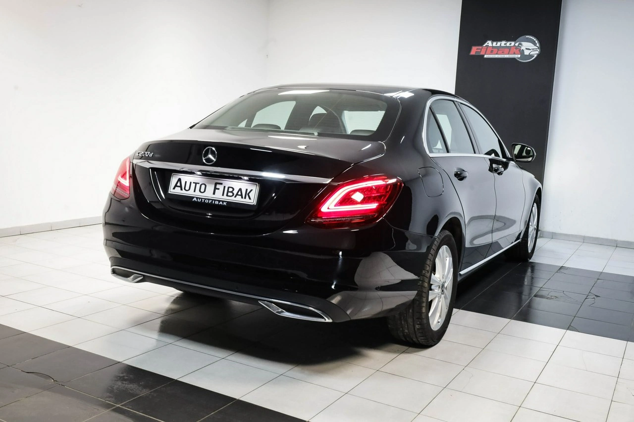 Mercedes C 200 - Zdjęcie 9