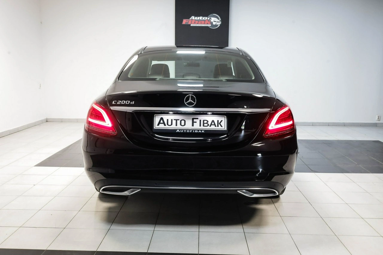 Mercedes C 200 - Zdjęcie 10