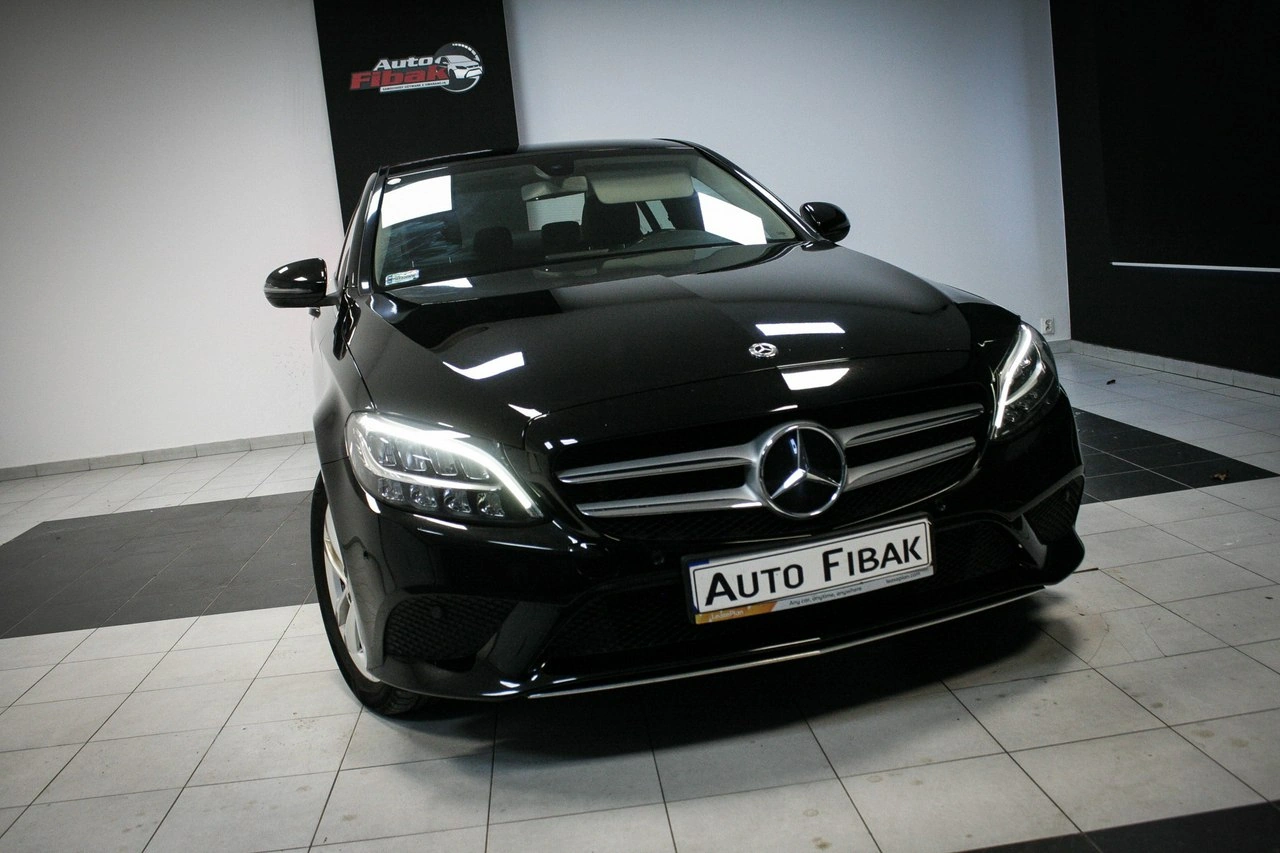 Mercedes C 200 - Zdjęcie 2
