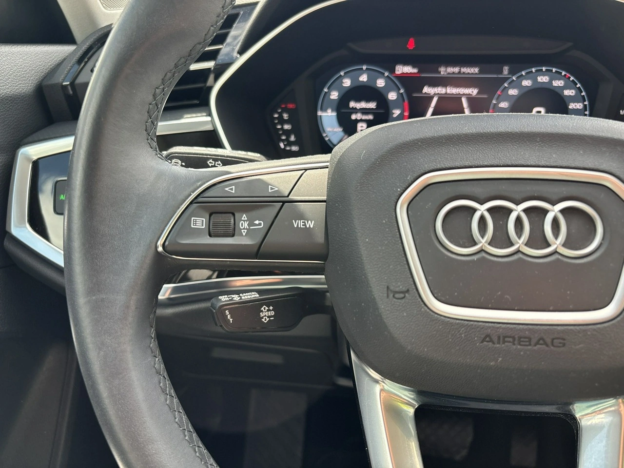 Audi Q3 - Zdjęcie 25