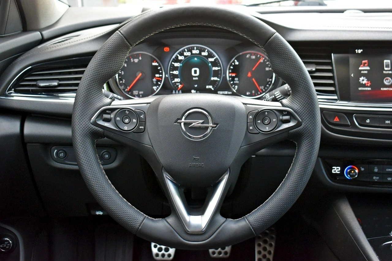 Opel Insignia - Zdjęcie 16