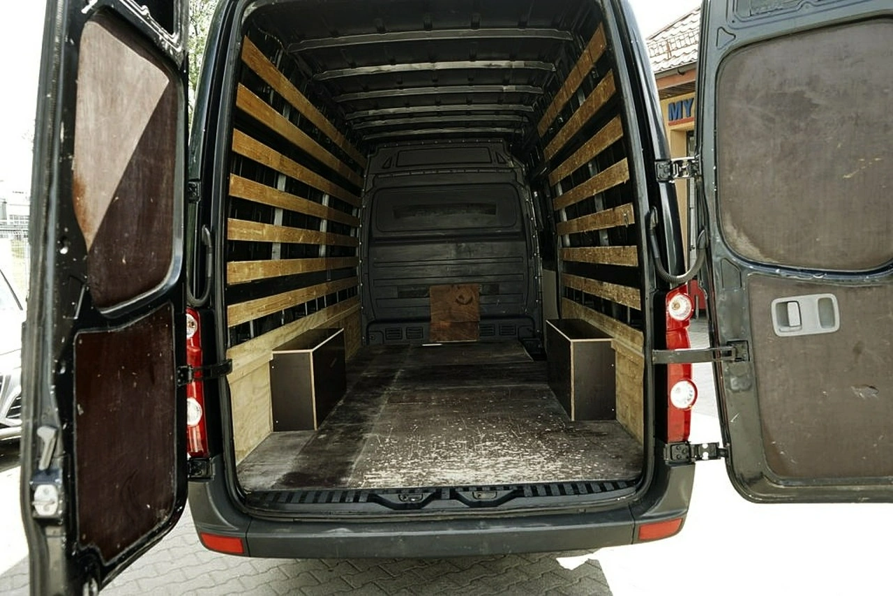 Volkswagen Crafter - Zdjęcie 20
