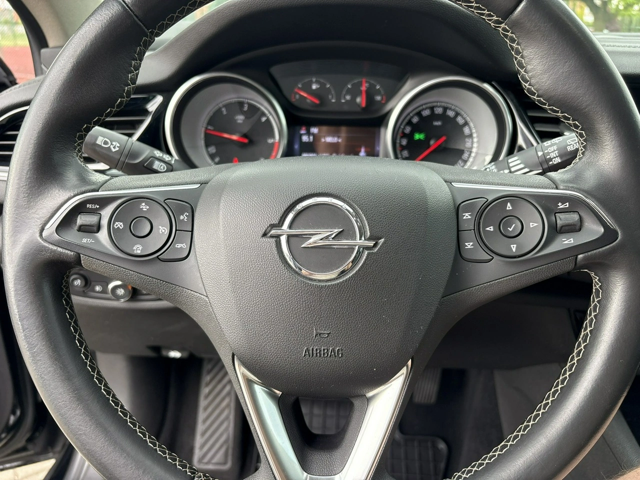 Opel Insignia Sports Tourer - Zdjęcie 26