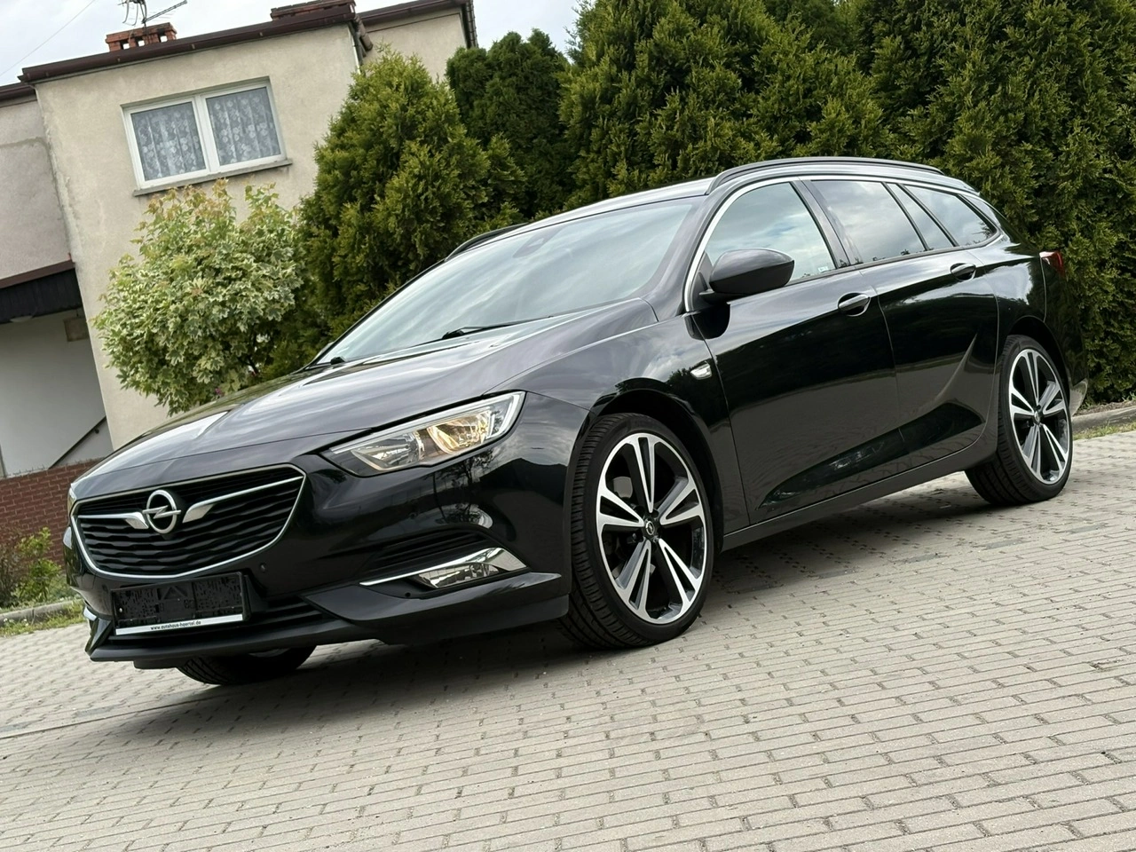Opel Insignia Sports Tourer - Zdjęcie 2