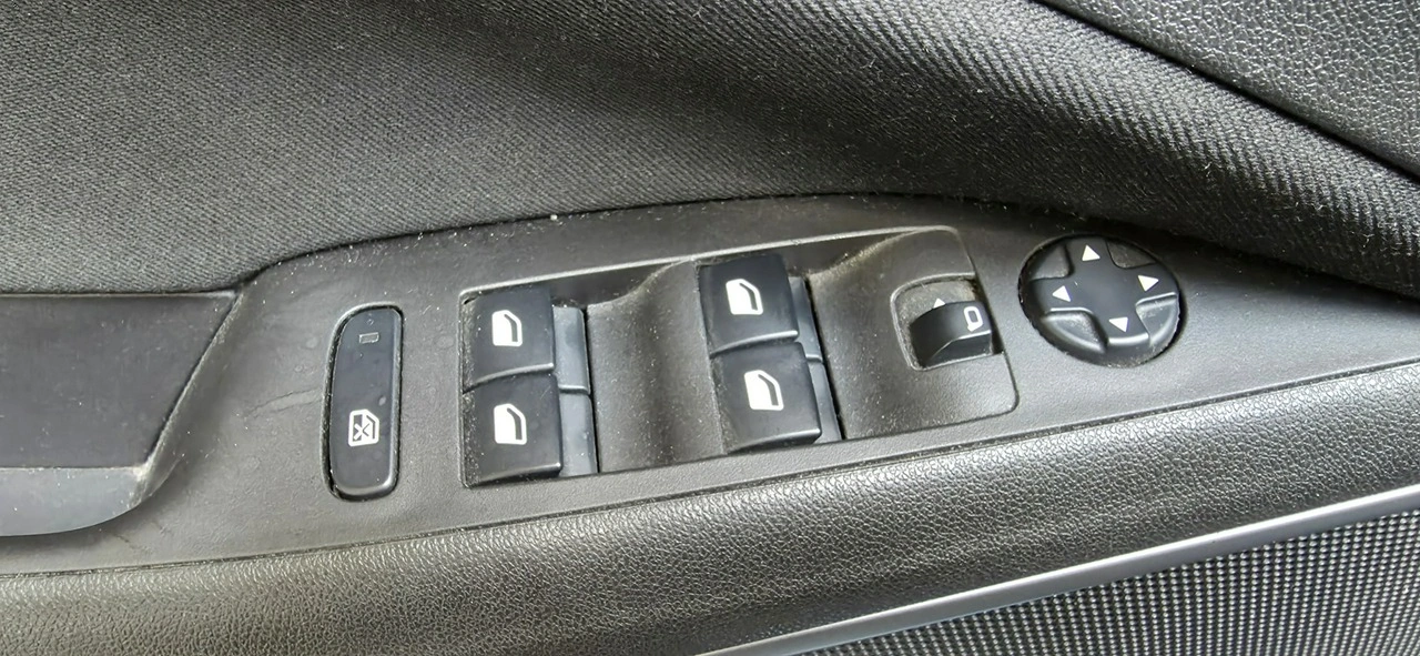 Opel Crossland X - Zdjęcie 16