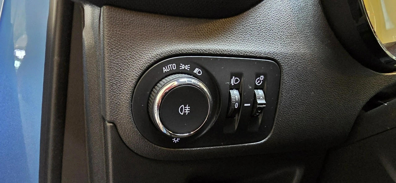 Opel Crossland X - Zdjęcie 17