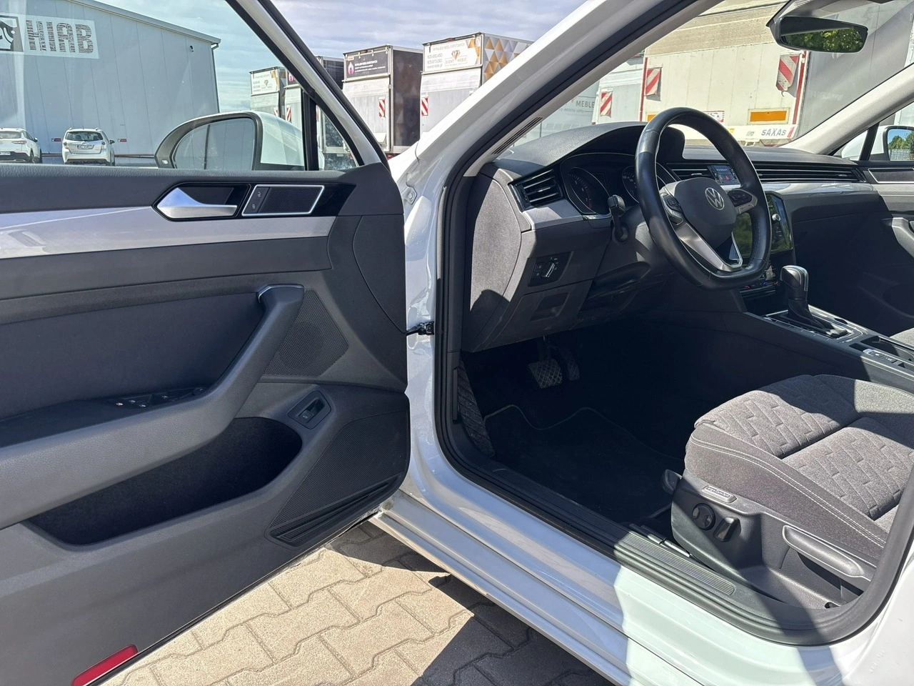 Volkswagen Passat - Zdjęcie 9
