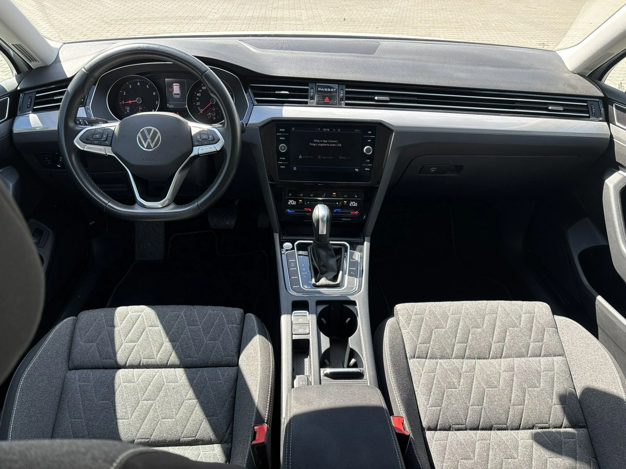Volkswagen Passat - Zdjęcie 12