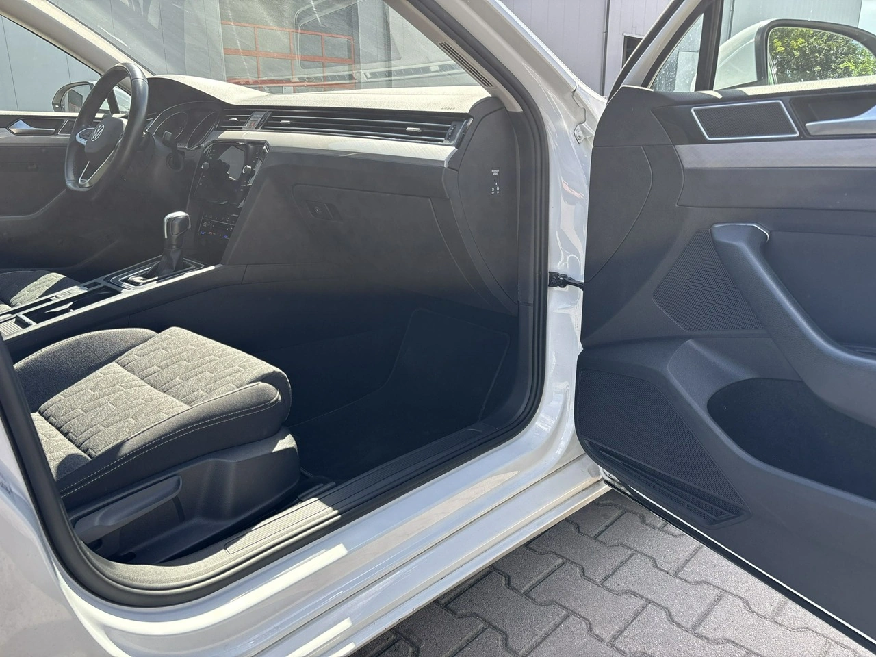 Volkswagen Passat - Zdjęcie 16