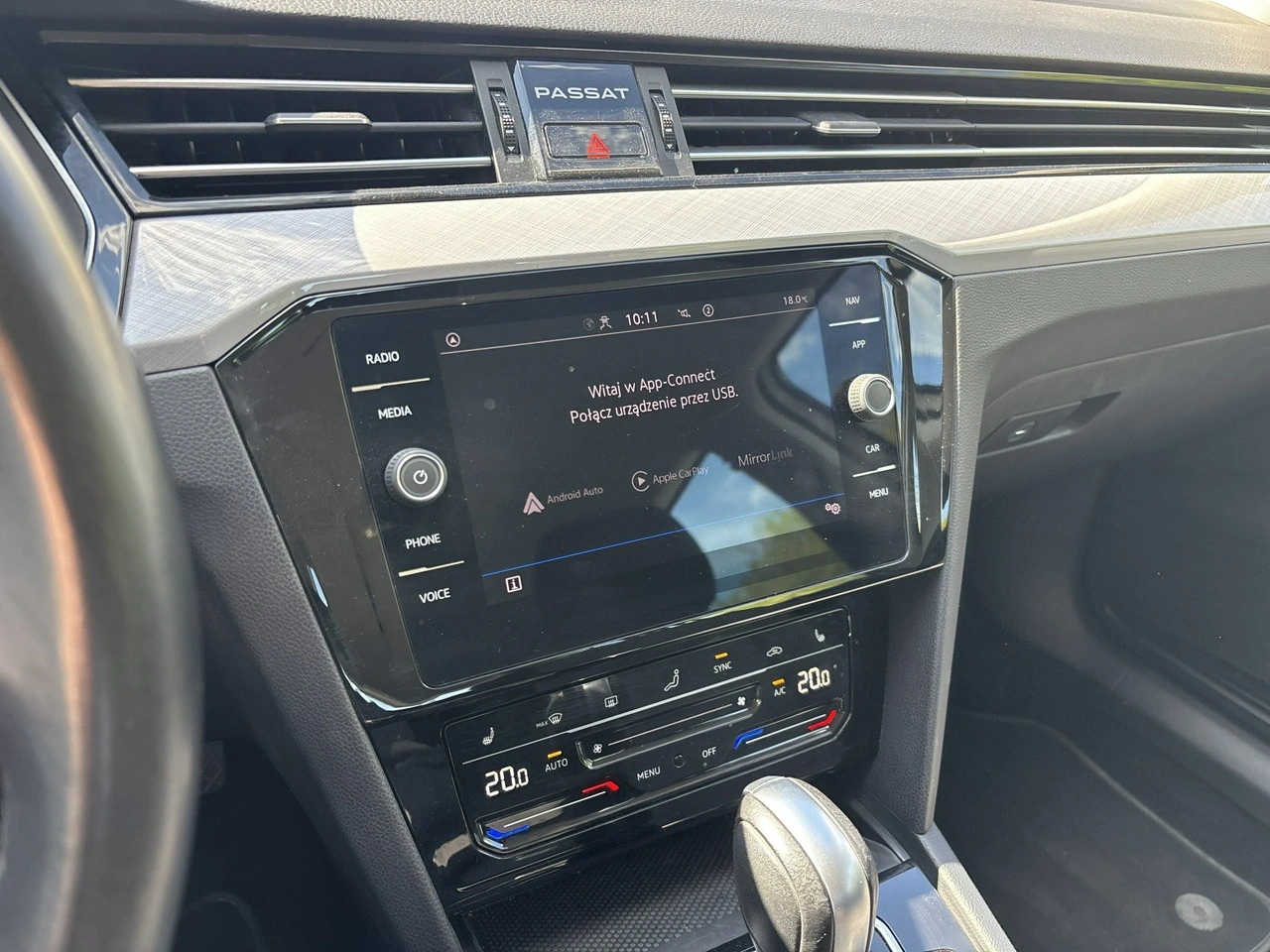 Volkswagen Passat - Zdjęcie 18