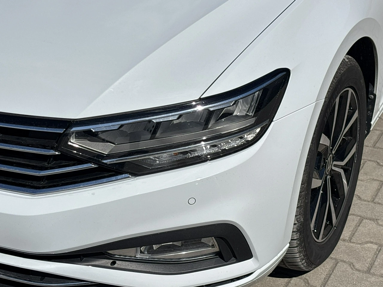 Volkswagen Passat - Zdjęcie 8