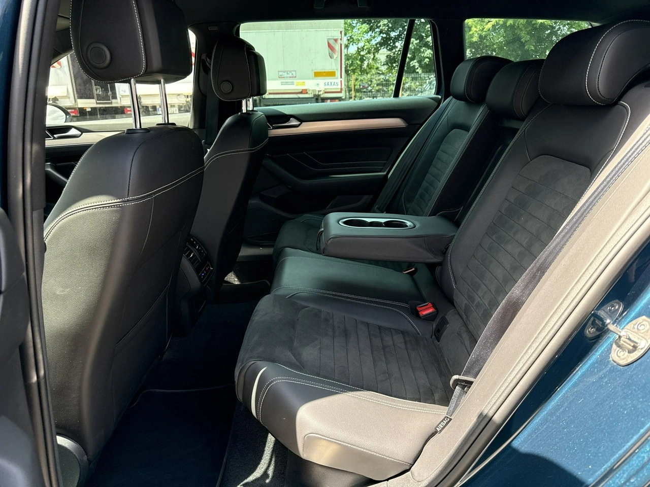 Volkswagen Passat - Zdjęcie 14