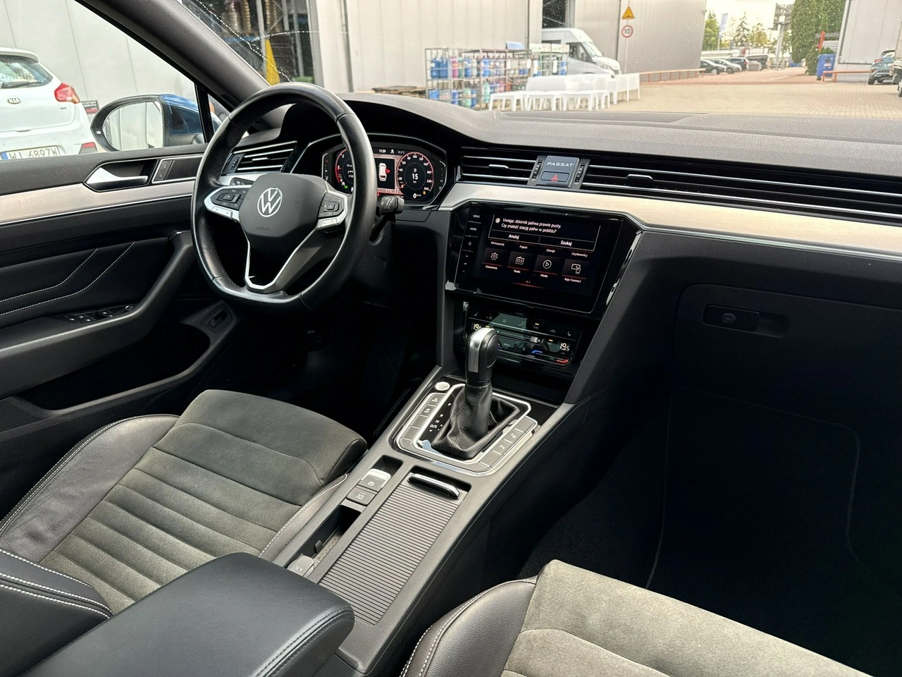 Volkswagen Passat - Zdjęcie 21