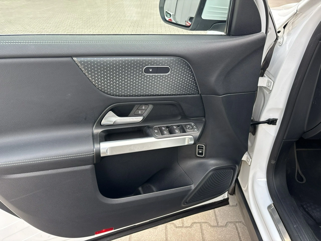 Mercedes EQB - Zdjęcie 10