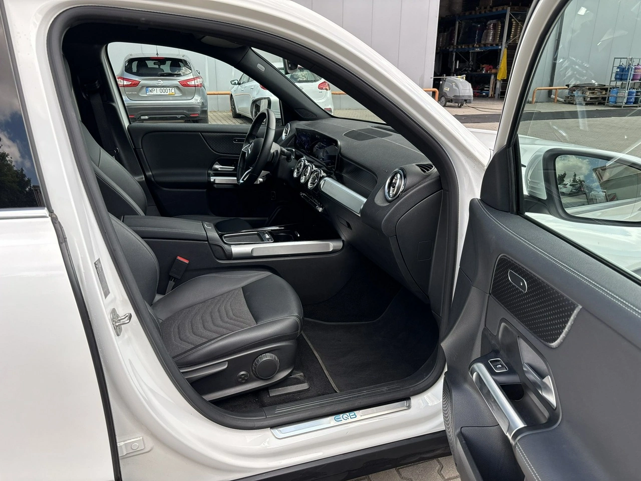 Mercedes EQB - Zdjęcie 18