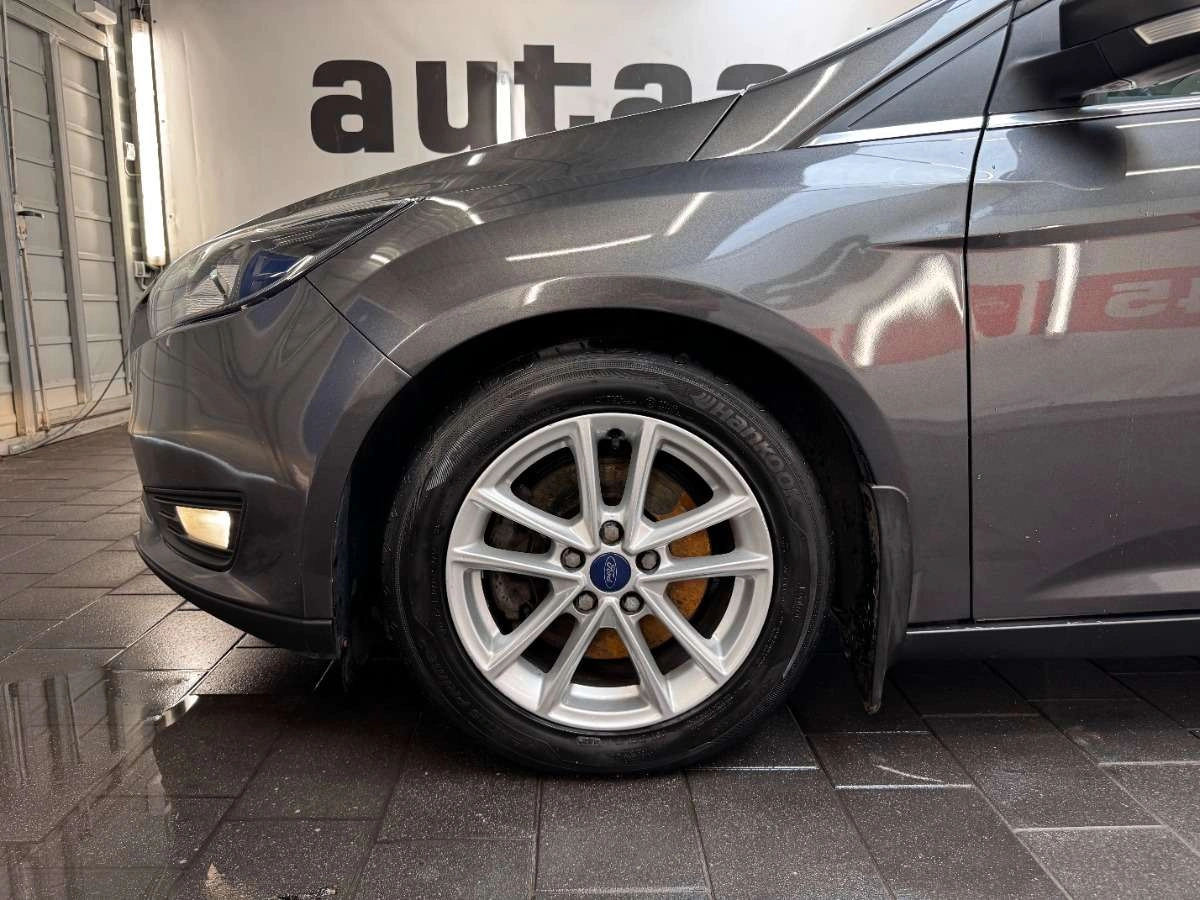 Ford Focus - Zdjęcie 8