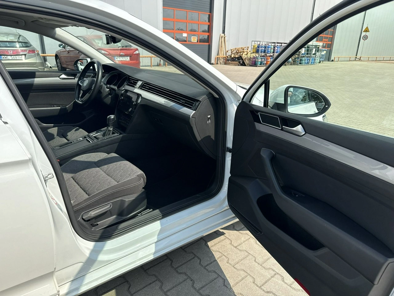Volkswagen Passat - Zdjęcie 18