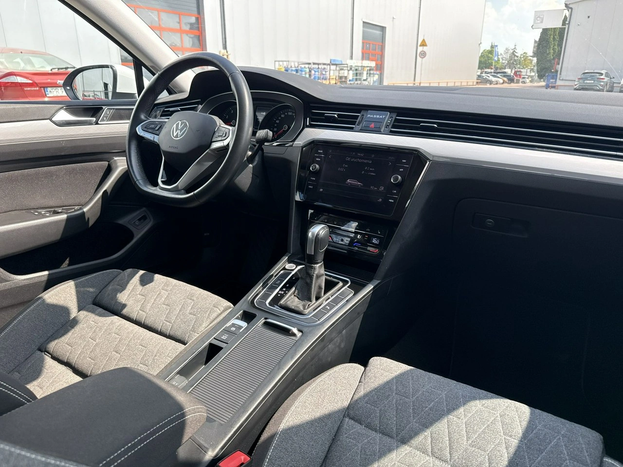 Volkswagen Passat - Zdjęcie 20