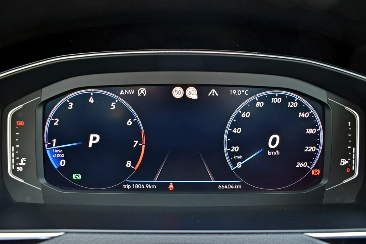 Volkswagen Passat - Zdjęcie 16