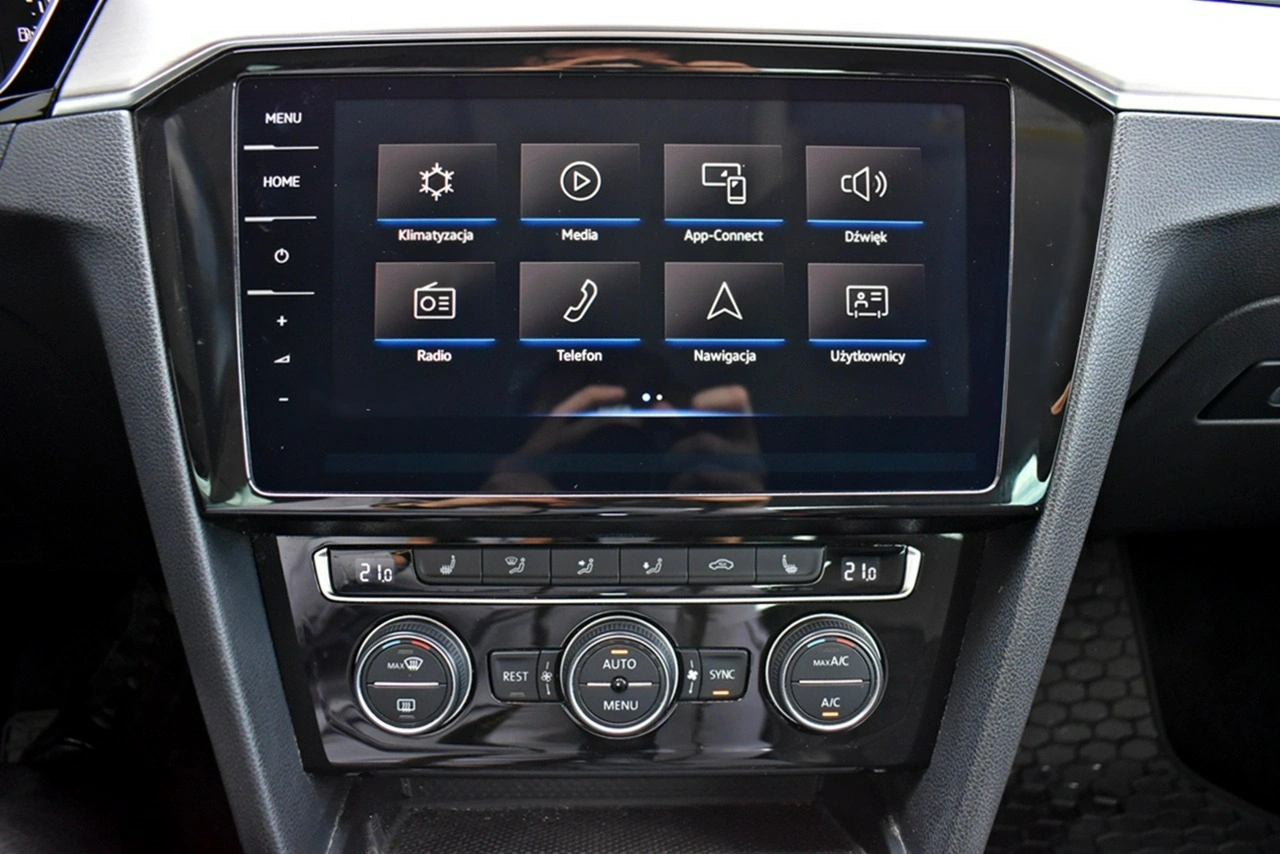 Volkswagen Passat - Zdjęcie 19