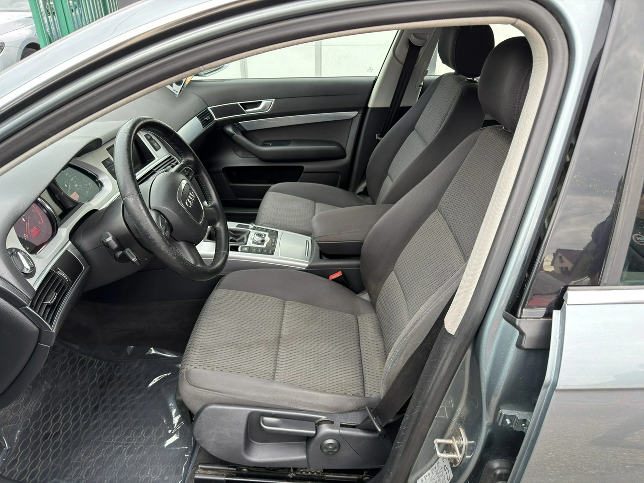 Audi A6 - Zdjęcie 13