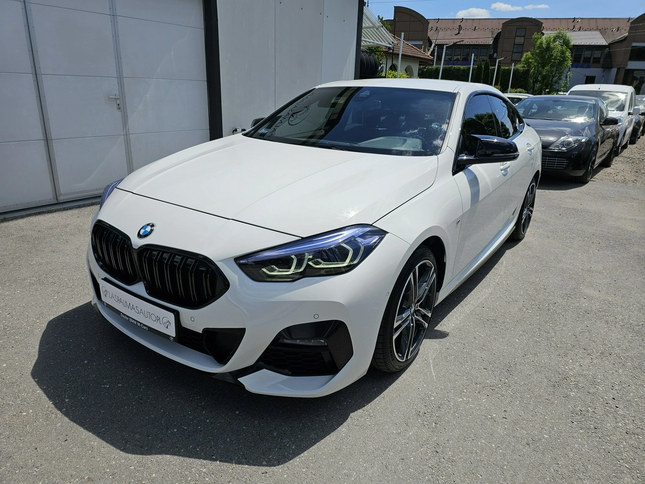 BMW 218 - Główne zdjęcie