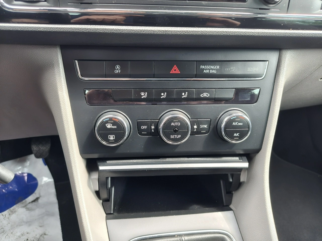 Seat Leon - Zdjęcie 11